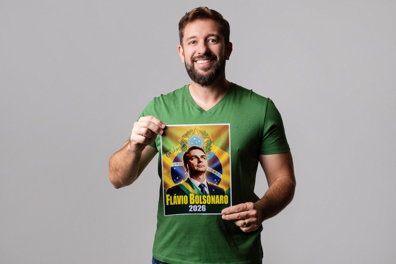 Flávio Bolsonaro declara apoio a Fábio Lopes para deputado estadual