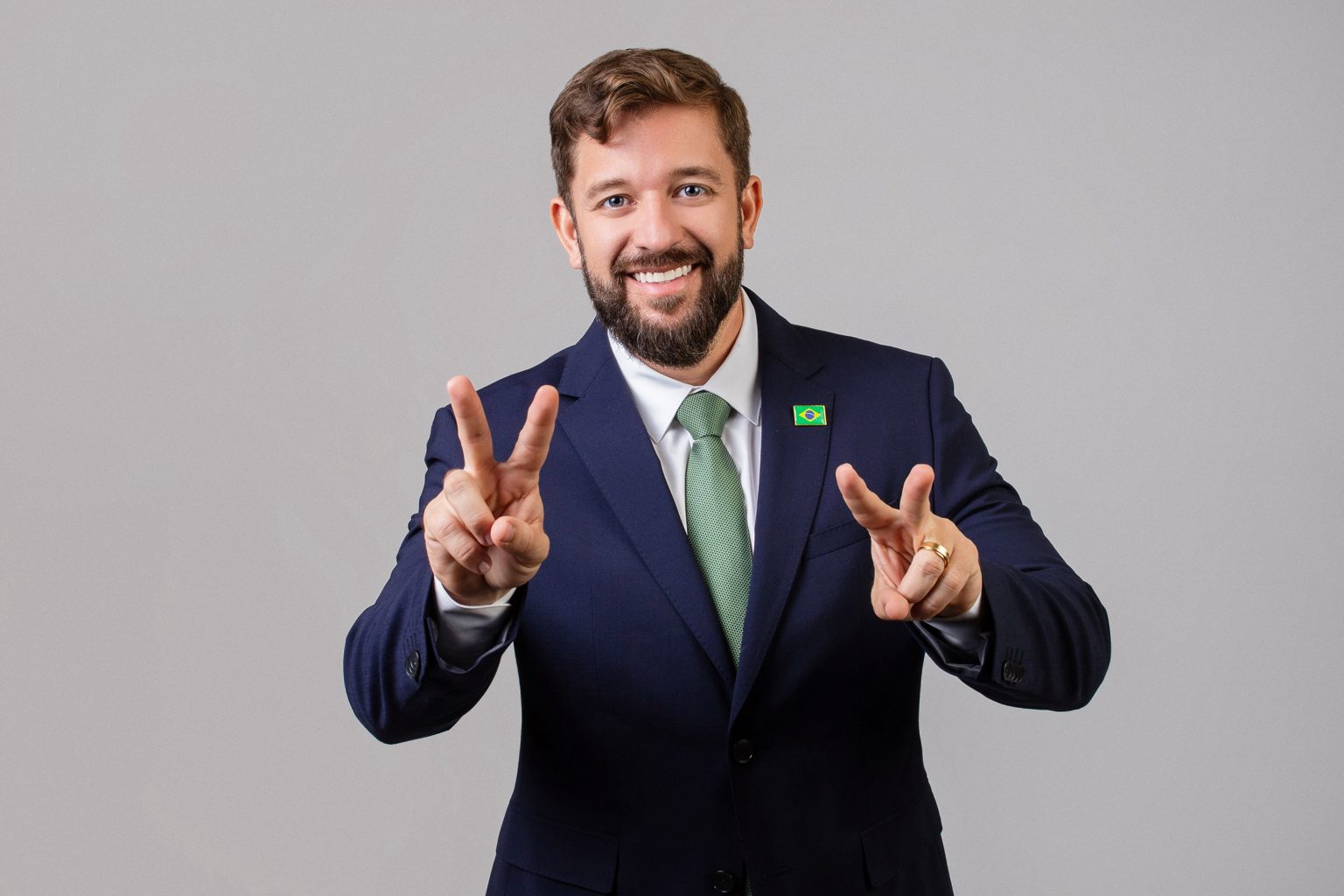 Valorização e proteção dos professores: defendendo quem educa